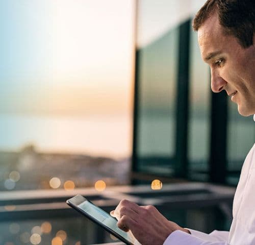 Partner Bank setzt auf Aktienkörbe und hybride Beratung für mittelständische Kunden.